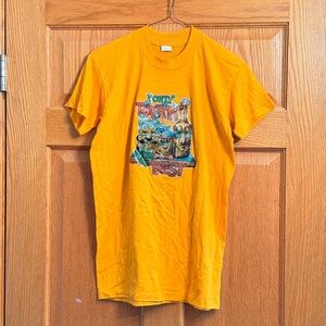 Vintage Devknit Mustard Yellow T-Shirt Sparkly Iron-on Appliqué